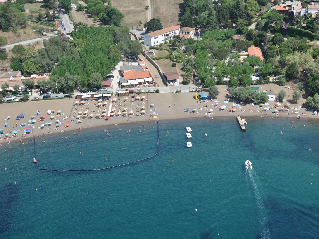 Ferienwohnung Baia Fiorita Porto Azzurro Exterior foto